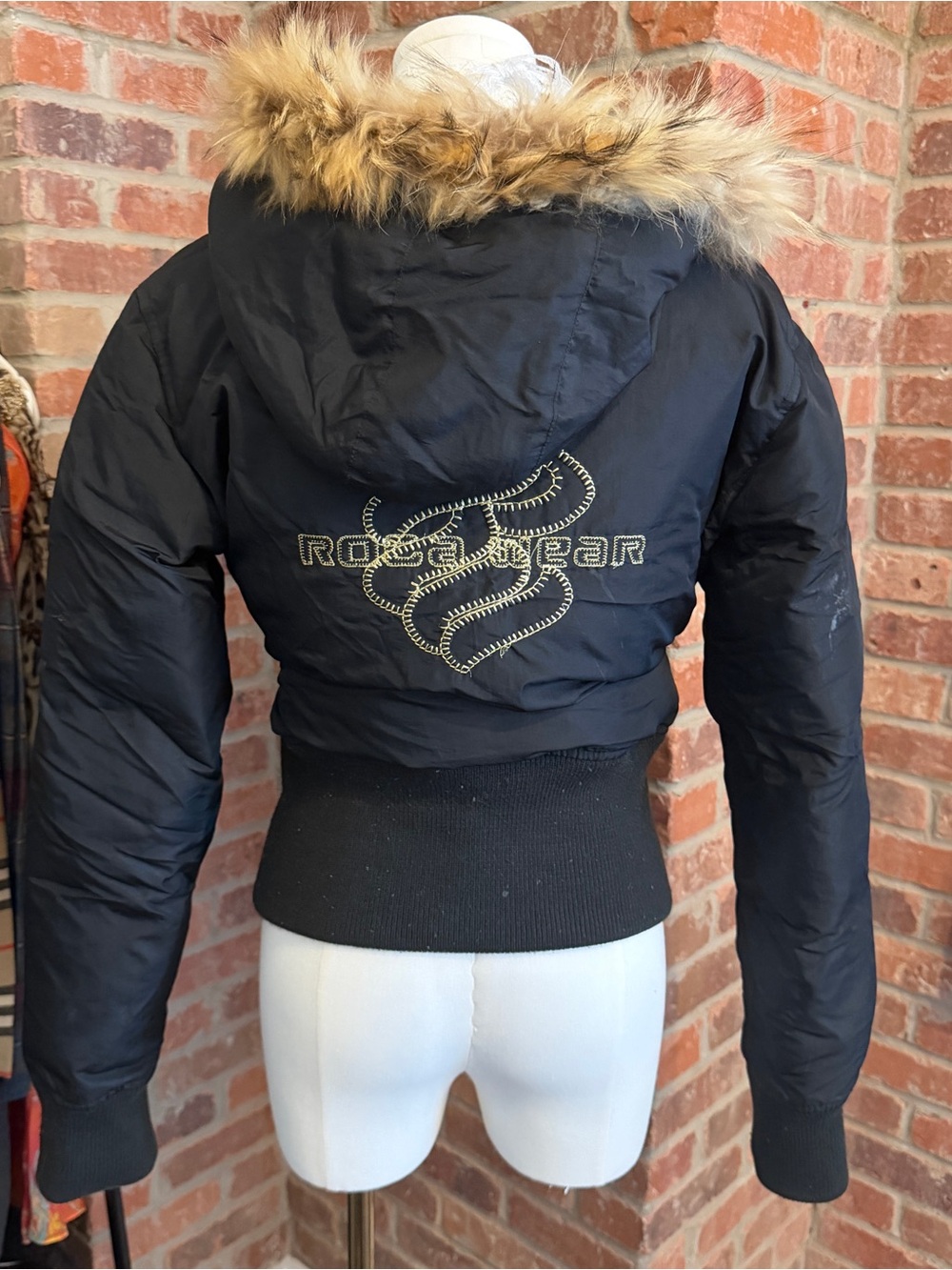 vintage y2k rocawear black crop puffer jacket with fur hood - Picture 2 of 10